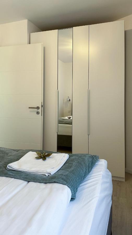 Linden Apartman 001 - Adults Only Mosonmagyarovar Luaran gambar